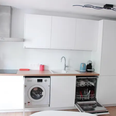 Apartamento Vaste Et Lumineux *